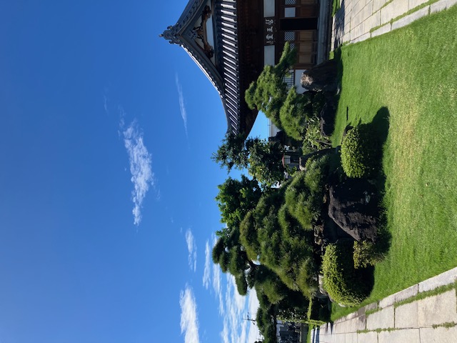 天高く馬肥ゆる秋