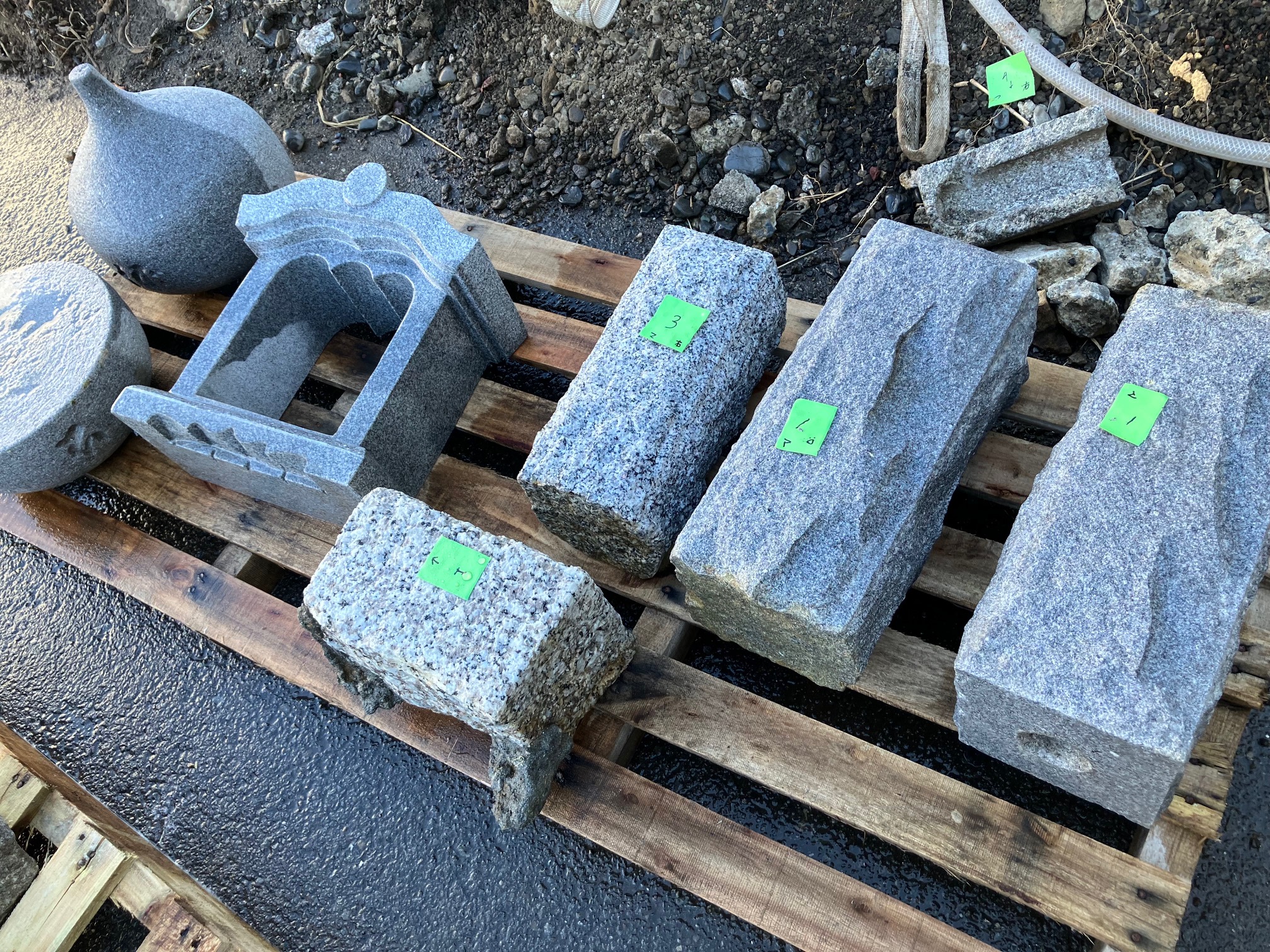 墓石のクリーニング