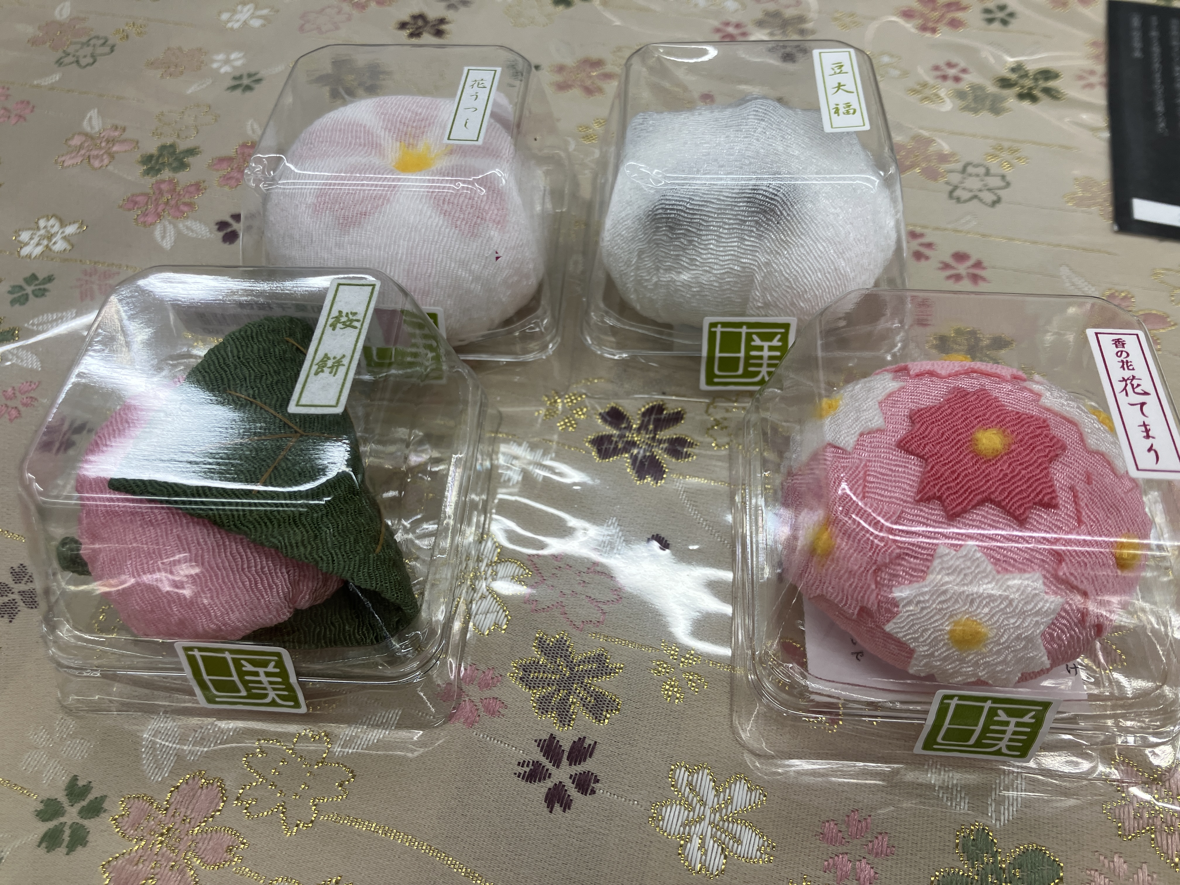 和菓子 花より団子♪
