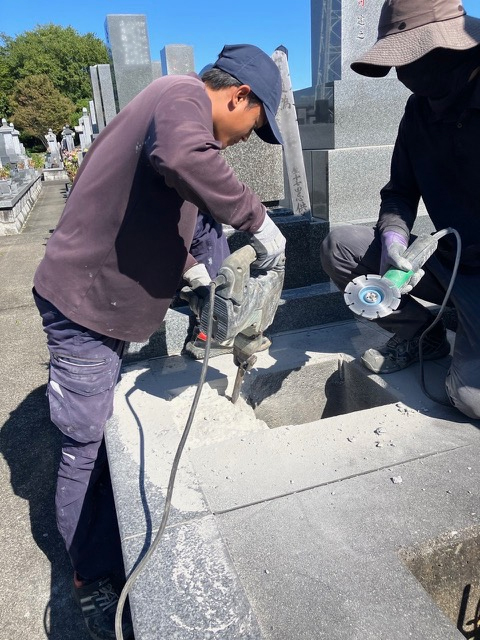 お墓のカロート作成