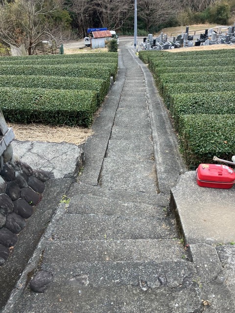お墓じまいの依頼が増えています。