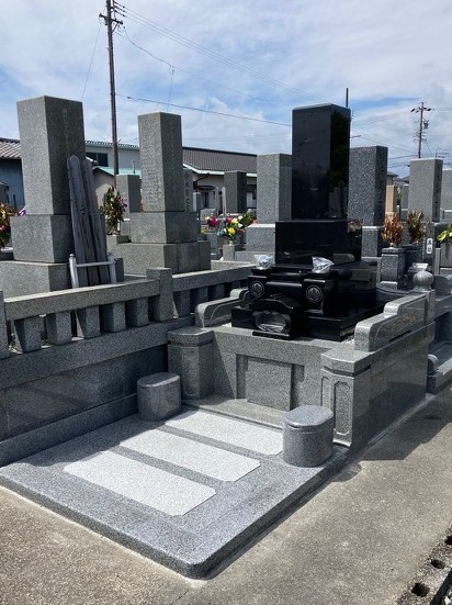 9月に建立したお墓
