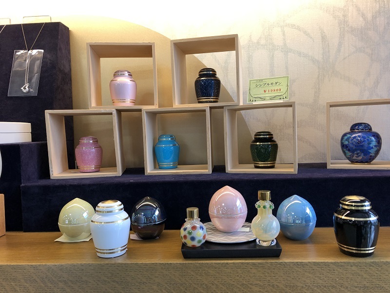 骨壺・供養ステージ