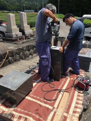 お墓の耐震補強