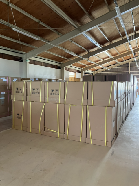 お仏壇の入荷中